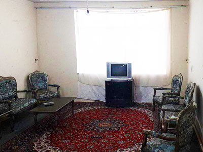 سوئیت ساده و اقتصادی در خیابان رسالت تبریز